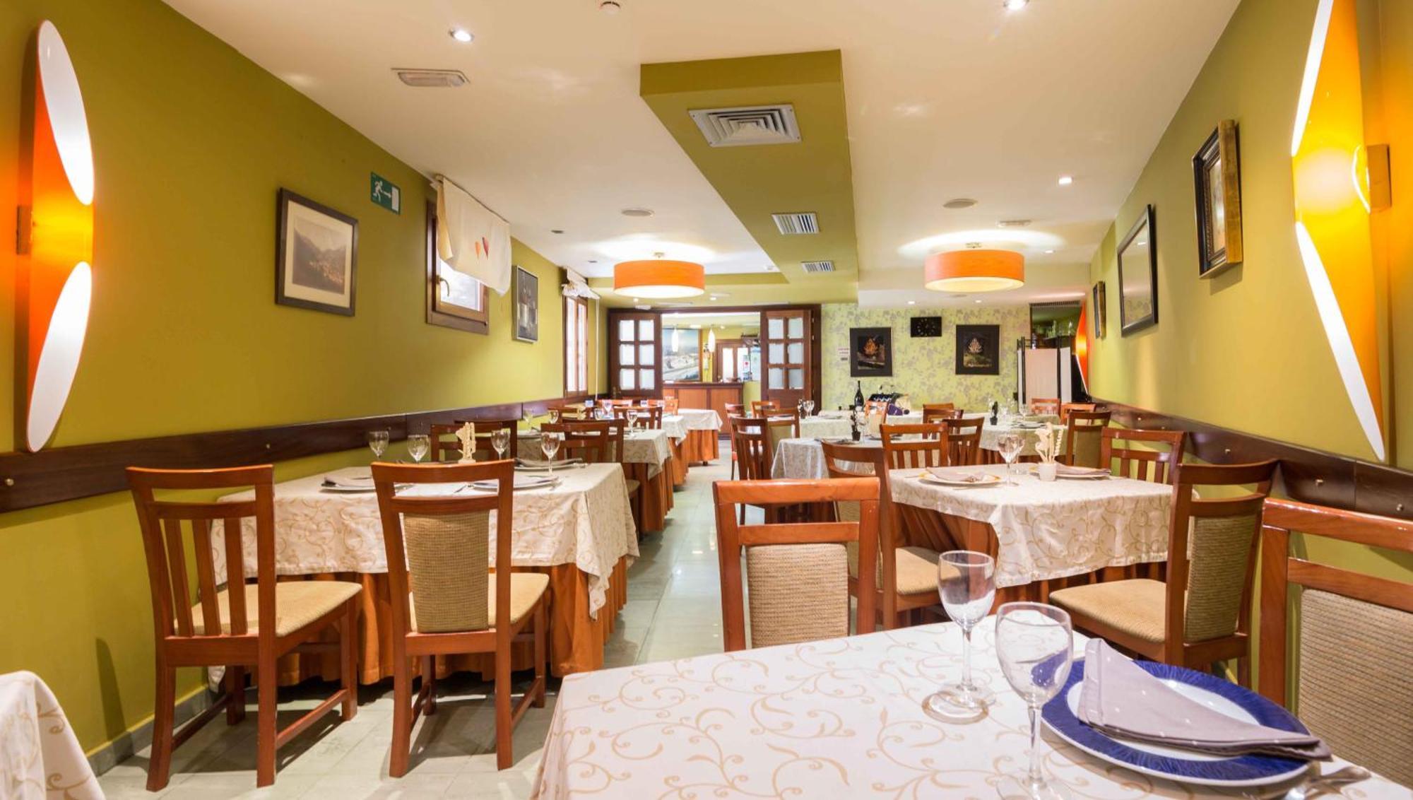 Gran Hotel Rural Cela Belmonte De Miranda Extérieur photo