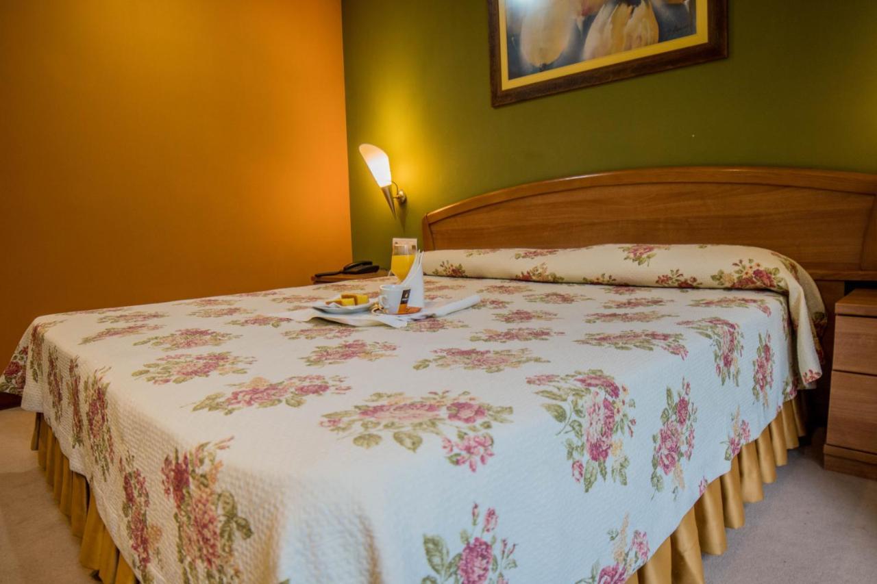 Gran Hotel Rural Cela Belmonte De Miranda Extérieur photo